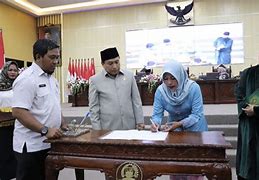 Anggota Dprd Kabupaten Dipilih Oleh